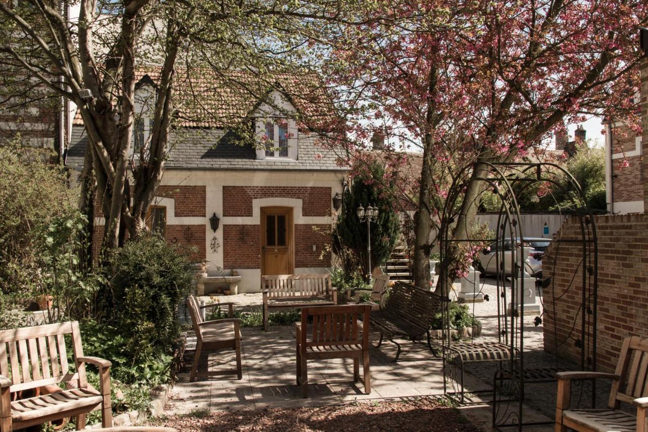 Coq Hotel Montreuil  ภายนอก รูปภาพ